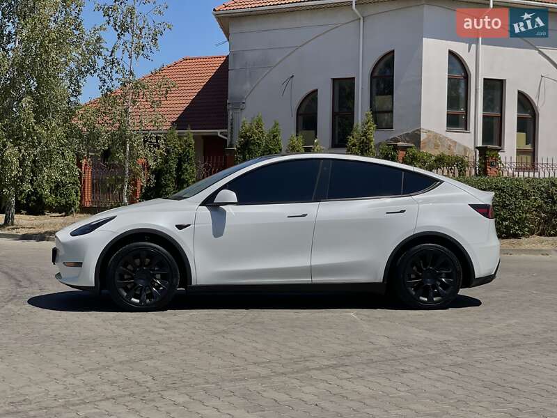 Внедорожник / Кроссовер Tesla Model Y 2023 в Одессе