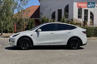 Внедорожник / Кроссовер Tesla Model Y 2023 в 