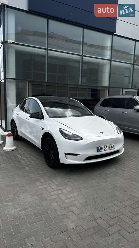Внедорожник / Кроссовер Tesla Model Y 2023 в Виннице