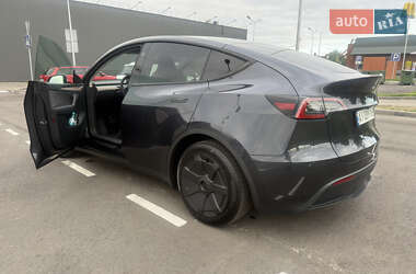 Внедорожник / Кроссовер Tesla Model Y 2024 в 