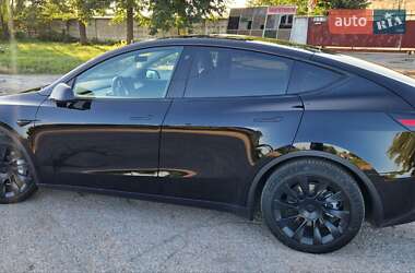 Внедорожник / Кроссовер Tesla Model Y 2021 в 
