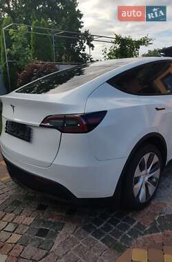 Внедорожник / Кроссовер Tesla Model Y 2023 в 