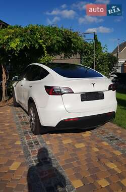 Внедорожник / Кроссовер Tesla Model Y 2023 в 