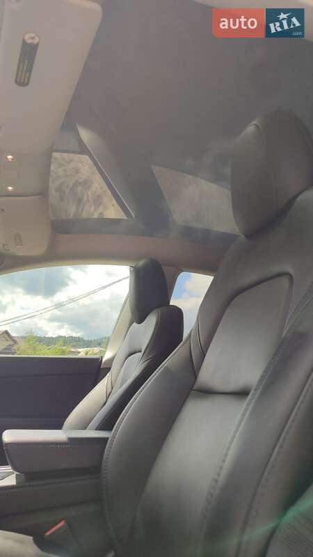 Внедорожник / Кроссовер Tesla Model Y 2022 в Ивано-Франковске фото 63 Внедорожник / Кроссовер Tesla Model Y 2022 в Ивано-Франковске