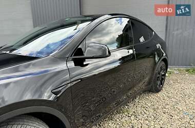 Внедорожник / Кроссовер Tesla Model Y 2020 в 
