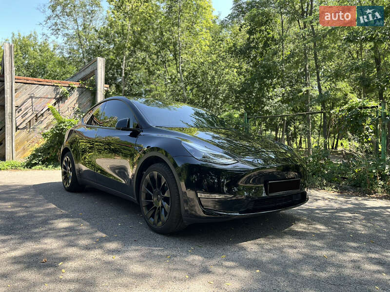 Внедорожник / Кроссовер Tesla Model Y 2024 в Полтаве