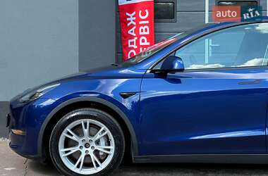 Внедорожник / Кроссовер Tesla Model Y 2021 в 