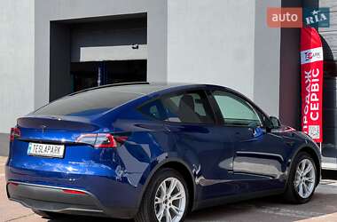 Внедорожник / Кроссовер Tesla Model Y 2021 в 