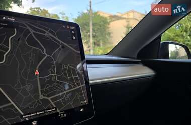 Внедорожник / Кроссовер Tesla Model Y 2020 в 