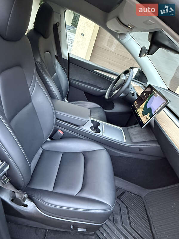 Внедорожник / Кроссовер Tesla Model Y 2023 в Одессе