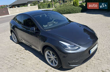 Внедорожник / Кроссовер Tesla Model Y 2024 в 