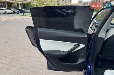 Внедорожник / Кроссовер Tesla Model Y 2021 в 