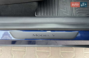 Внедорожник / Кроссовер Tesla Model Y 2021 в 