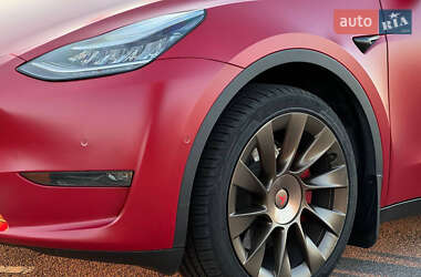 Внедорожник / Кроссовер Tesla Model Y 2020 в 