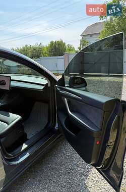 Внедорожник / Кроссовер Tesla Model Y 2023 в 