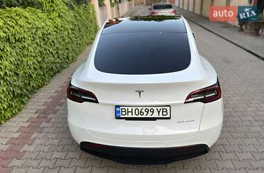 Внедорожник / Кроссовер Tesla Model Y 2021 в 