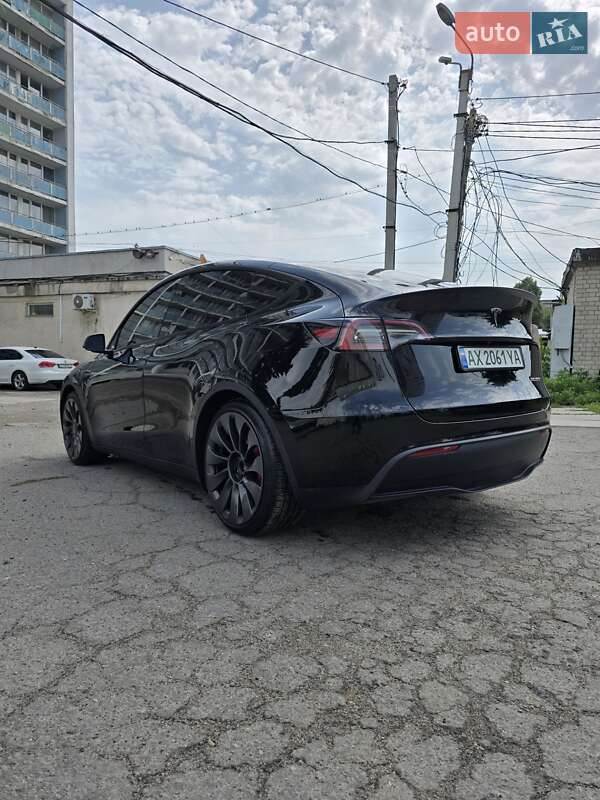 Внедорожник / Кроссовер Tesla Model Y 2023 в Харькове