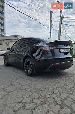 Внедорожник / Кроссовер Tesla Model Y 2023 в 