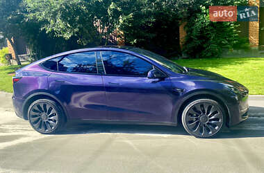 Внедорожник / Кроссовер Tesla Model Y 2023 в 