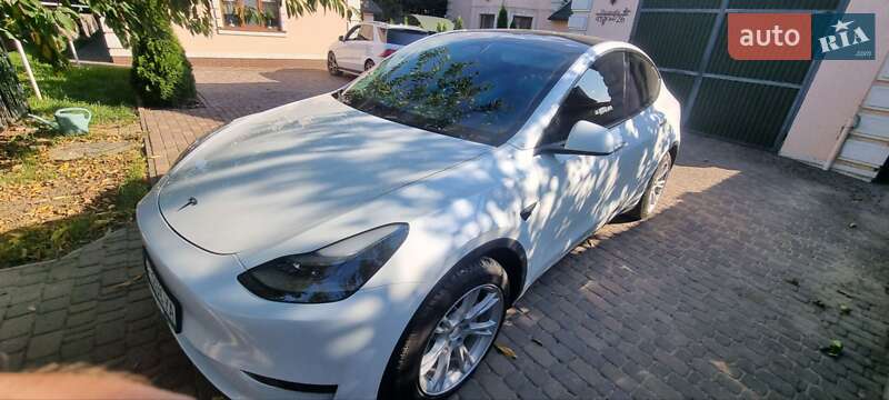 Внедорожник / Кроссовер Tesla Model Y 2023 в Кицмани