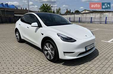 Внедорожник / Кроссовер Tesla Model Y 2022 в 