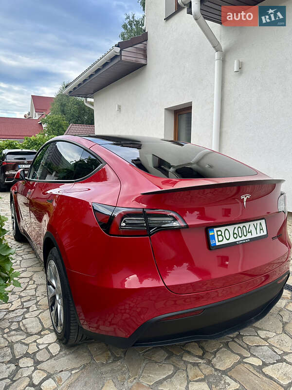 Внедорожник / Кроссовер Tesla Model Y 2023 в Киеве