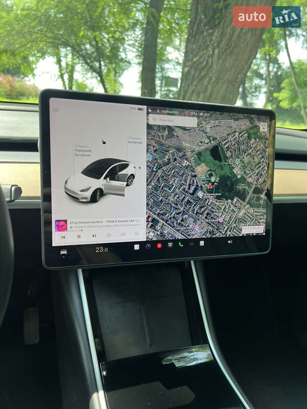 Внедорожник / Кроссовер Tesla Model Y 2020 в Черновцах