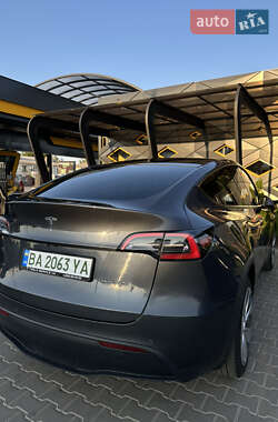 Внедорожник / Кроссовер Tesla Model Y 2022 в 