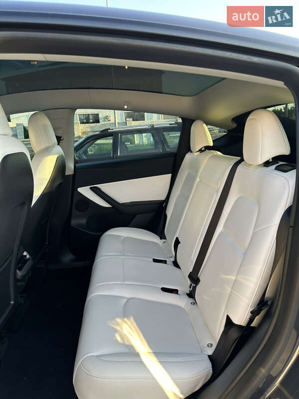 Позашляховик / Кросовер Tesla Model Y 2022 в Знам'янці фото 12 Позашляховик / Кросовер Tesla Model Y 2022 в Знам'янці