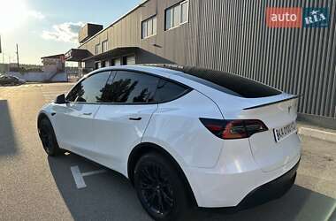 Внедорожник / Кроссовер Tesla Model Y 2021 в 