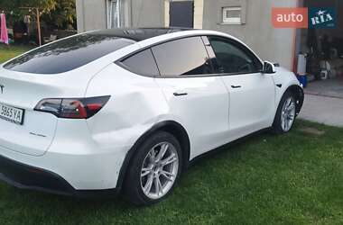 Внедорожник / Кроссовер Tesla Model Y 2021 в 
