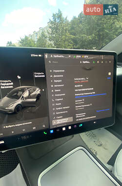 Внедорожник / Кроссовер Tesla Model Y 2023 в 