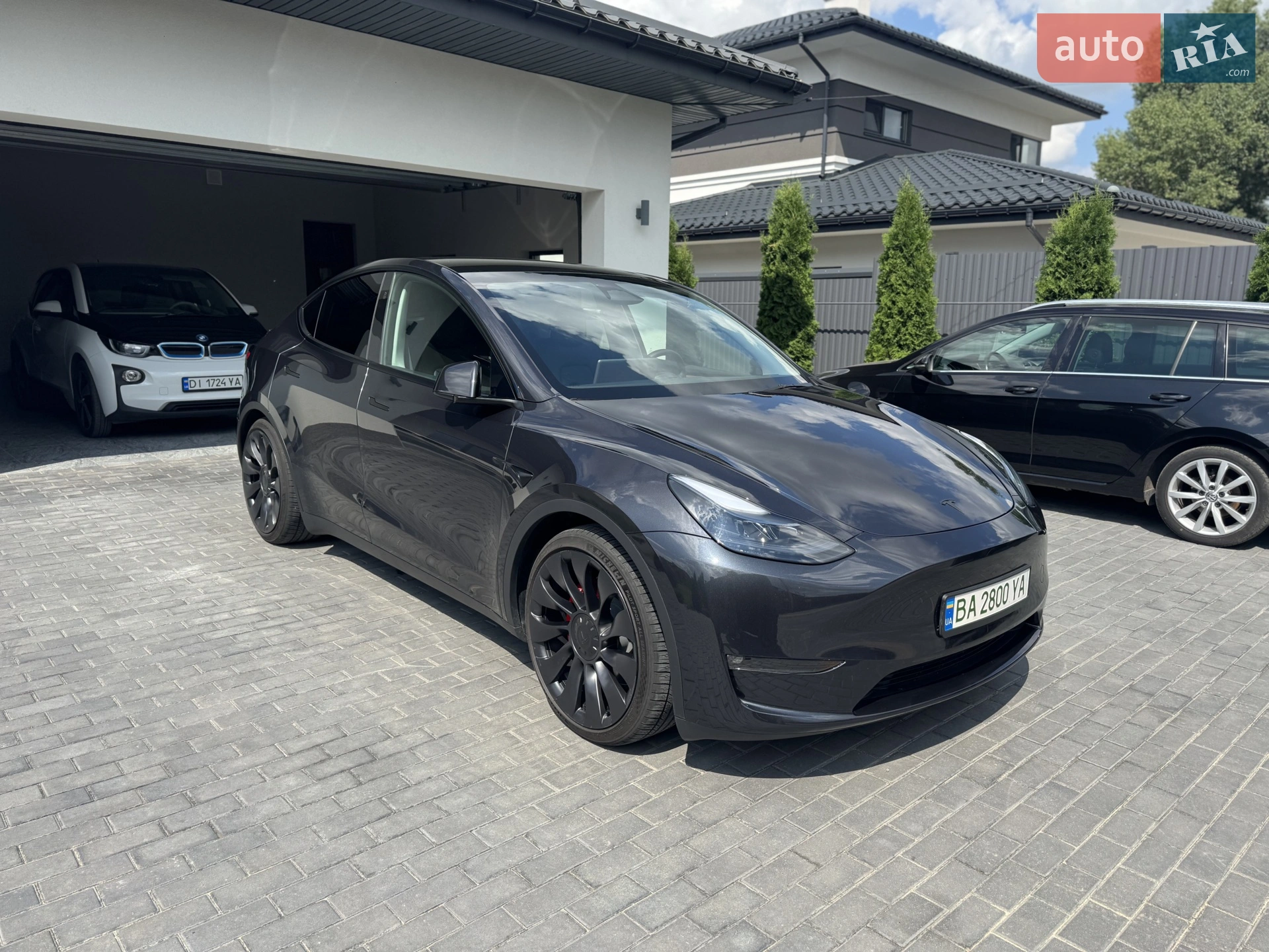 2024 Tesla Model Y - мініатюра 8