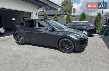 Внедорожник / Кроссовер Tesla Model Y 2024 в 
