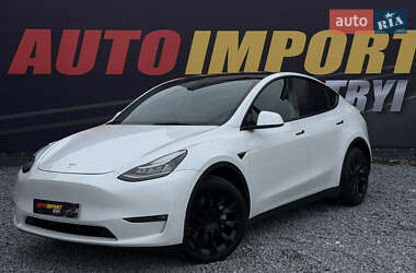 Внедорожник / Кроссовер Tesla Model Y 2021 в 