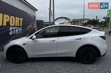 Внедорожник / Кроссовер Tesla Model Y 2021 в 