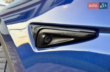 Внедорожник / Кроссовер Tesla Model Y 2023 в 