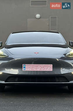 Внедорожник / Кроссовер Tesla Model Y 2022 в 