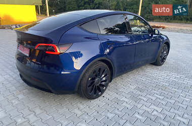 Внедорожник / Кроссовер Tesla Model Y 2024 в 
