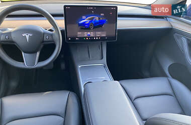 Внедорожник / Кроссовер Tesla Model Y 2024 в 