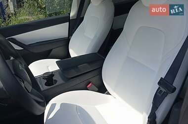 Внедорожник / Кроссовер Tesla Model Y 2022 в 