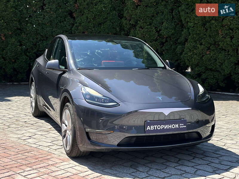 Внедорожник / Кроссовер Tesla Model Y 2023 в 