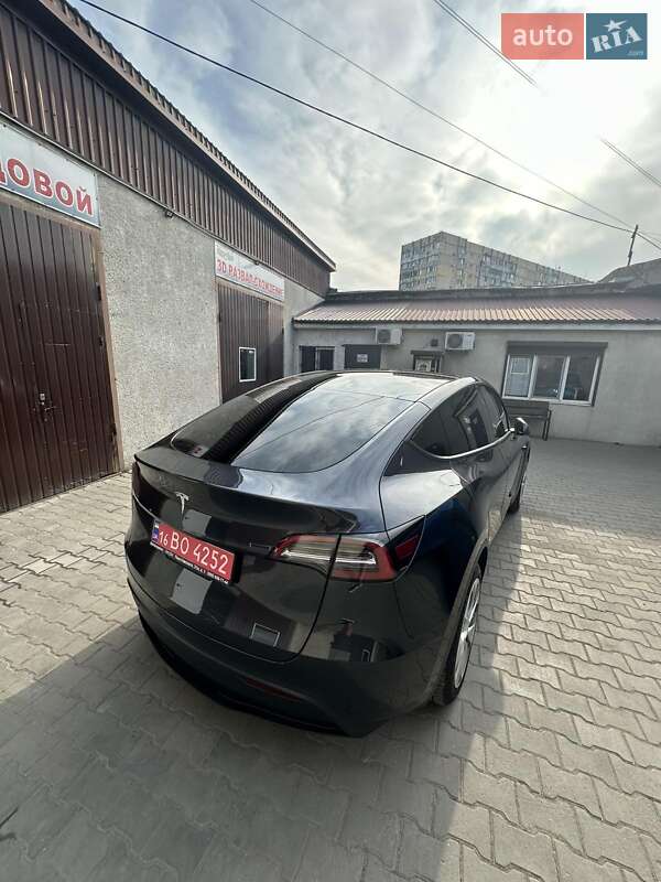 Позашляховик / Кросовер Tesla Model Y 2024 в Одесі