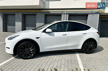Внедорожник / Кроссовер Tesla Model Y 2021 в 