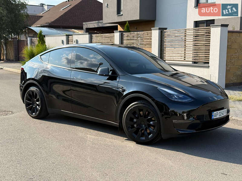Tesla Model Y 2022