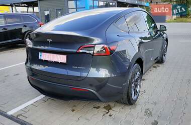 Внедорожник / Кроссовер Tesla Model Y 2024 в 