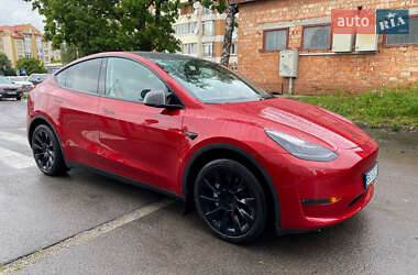 Внедорожник / Кроссовер Tesla Model Y 2023 в Львове