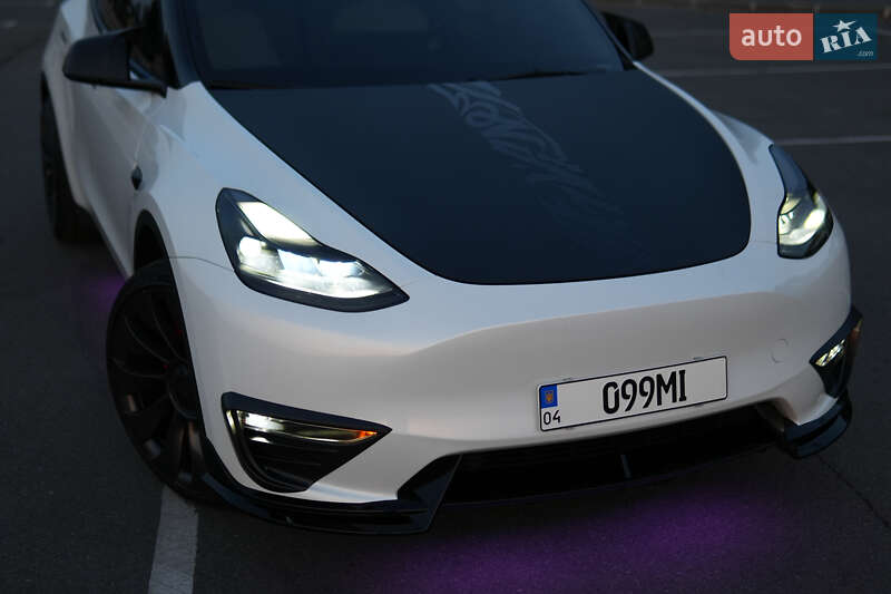 Позашляховик / Кросовер Tesla Model Y 2023 в Дніпрі фото 17 Позашляховик / Кросовер Tesla Model Y 2023 в Дніпрі