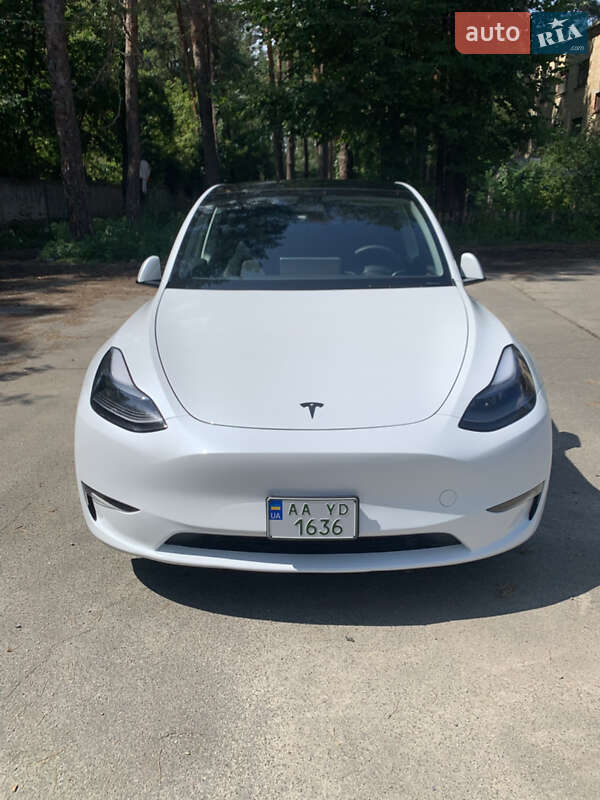 Позашляховик / Кросовер Tesla Model Y 2023 в Києві