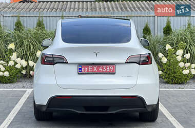 Внедорожник / Кроссовер Tesla Model Y 2021 в 